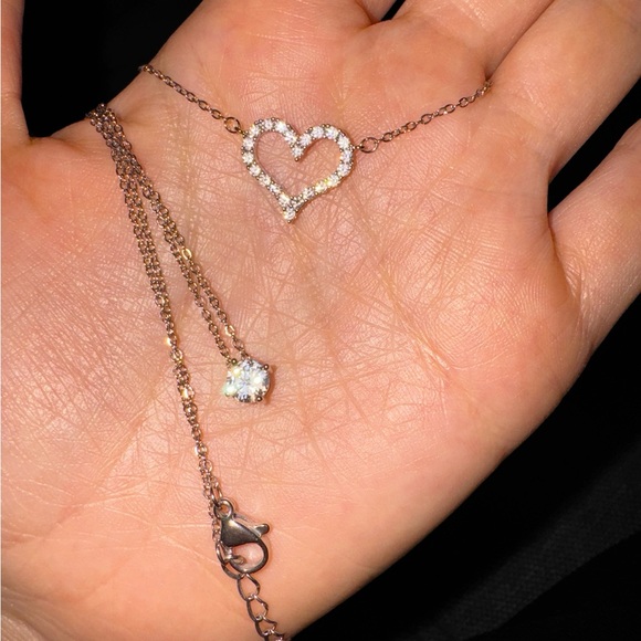 Necklaces - Picture 3 of 4